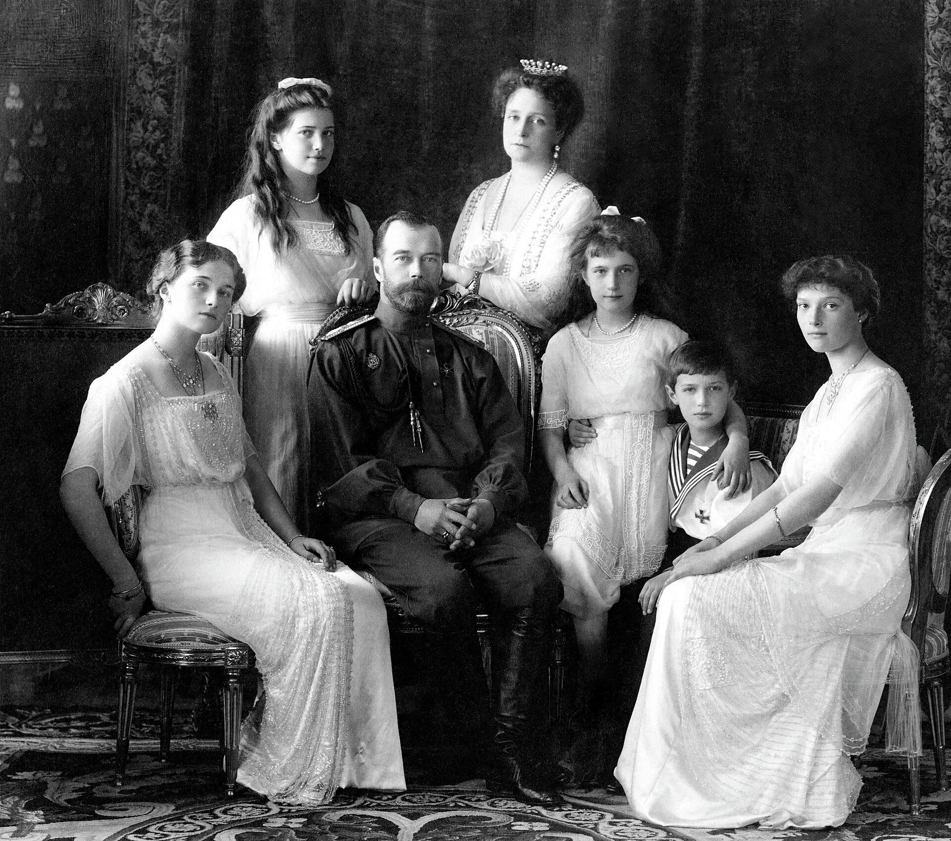Романовы. Последний царь и крах империи. 1894–1922